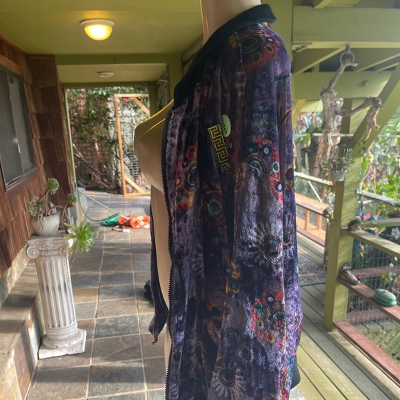 Crushed velvet vintage abstract zip up sweater - Picture 3 of 9